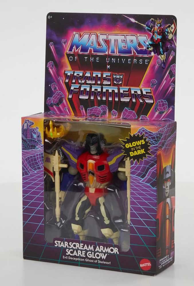 Starscream-Armor-Scare-Glow-MOTU-Origins-Transformers-package-front-left-angle