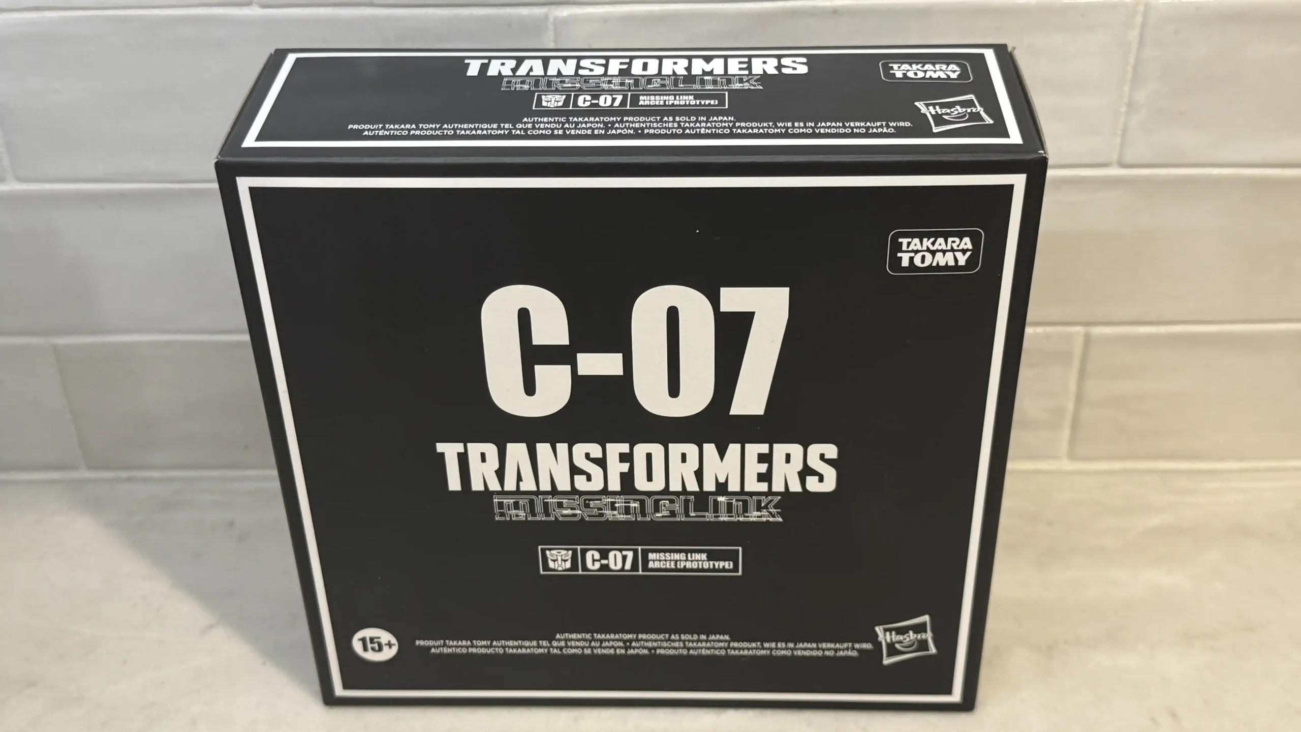 Arcee C-07 Transformers Missing Link 2