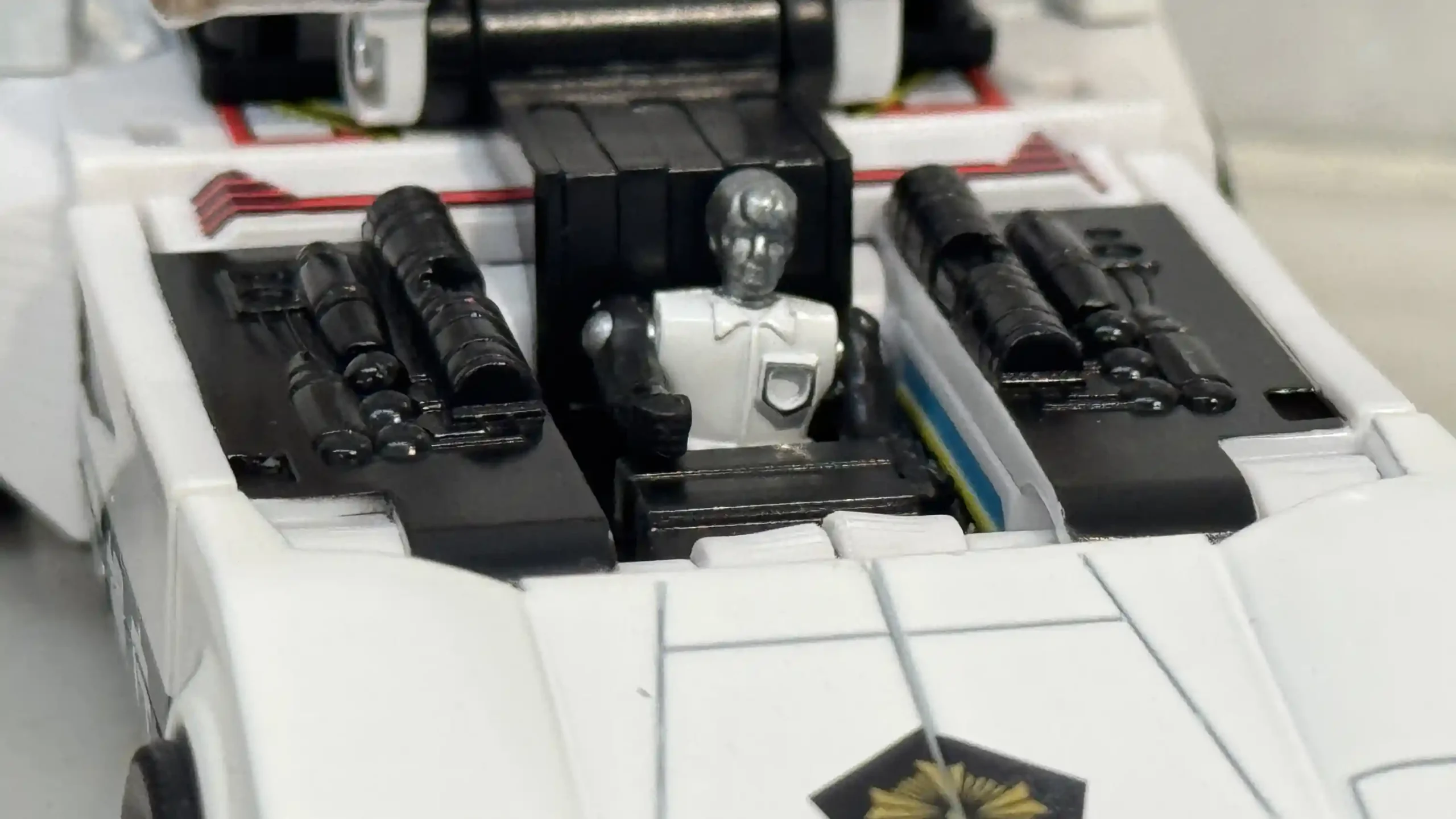 Cordon C-06 Transformers Missing Link 16