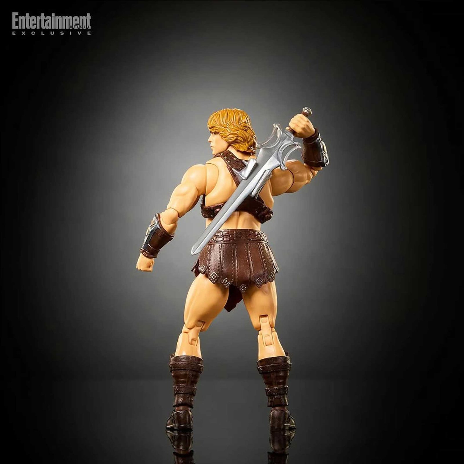 He-Man-MOTU-Chronicles-Masters-of-the-Universe-Movie-Figure-2