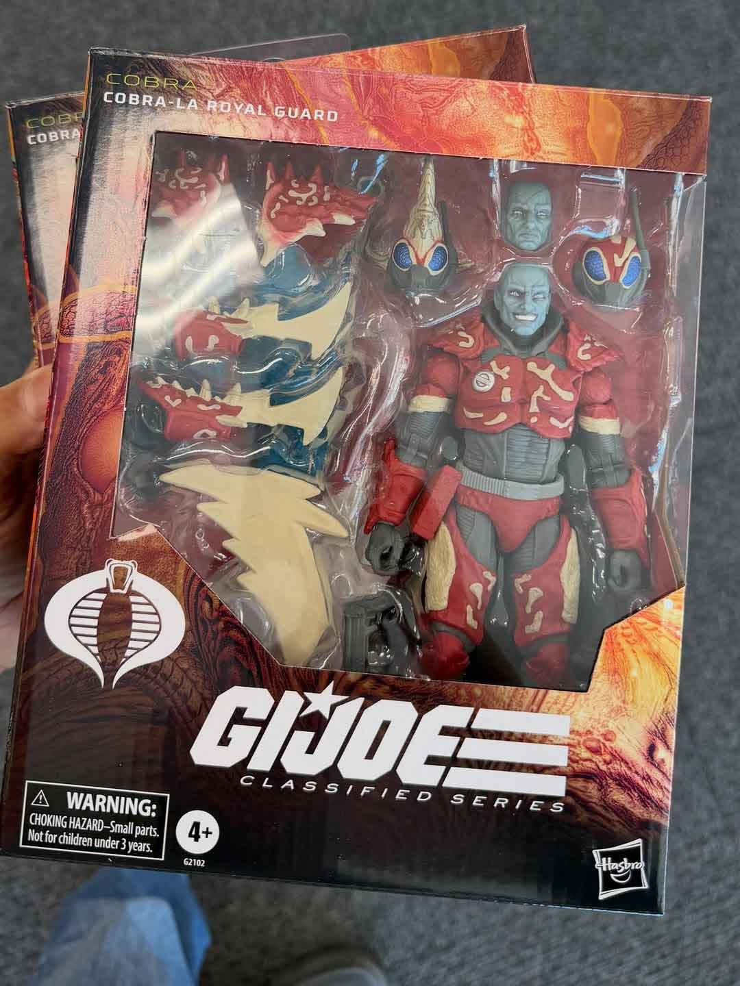 Cobra-La-Royal-Guard-GI-Joe-Classified-Series-Htting-Target-1