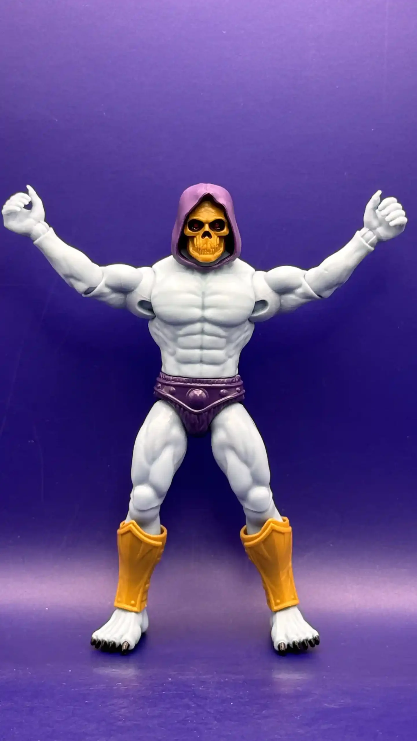 Gold Acala Skeletor Core MOTU Variant Review 18