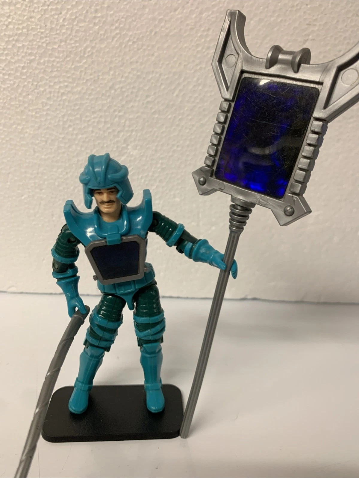 Leoric Visionaries Vintage Figure