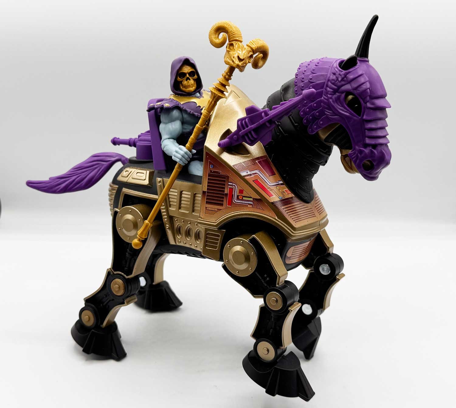 MOTU-Core-Gold-Acala-Skeletor-Variant-Card-On-MOTU-Origins-Night-Stalker