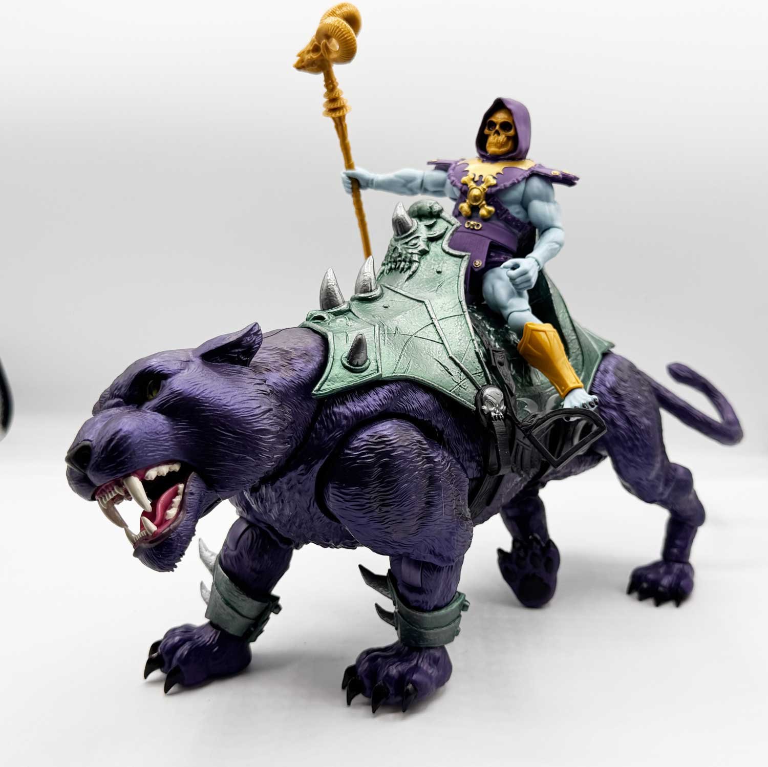 MOTU-Core-Gold-Acala-Skeletor-Variant-Card-On-Masterverse-Panthor