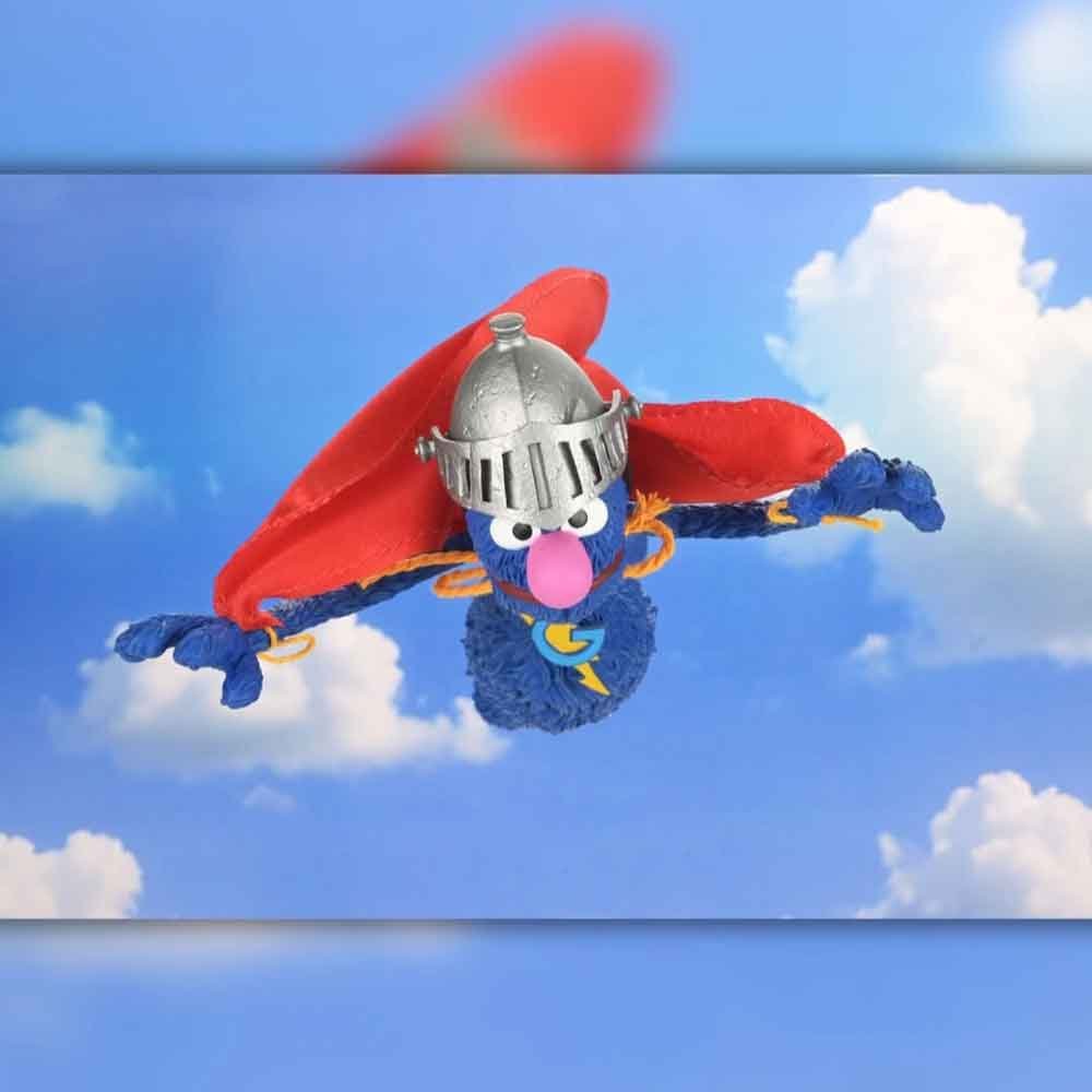 NECA-Super-Grover-Sesame-Street-Ultimate-4