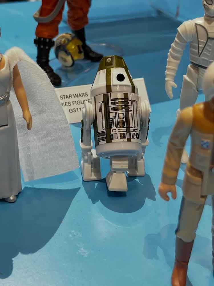 Star-Wars-Retro-Collection-NY-Toy-Fair-2026-booth-images-2