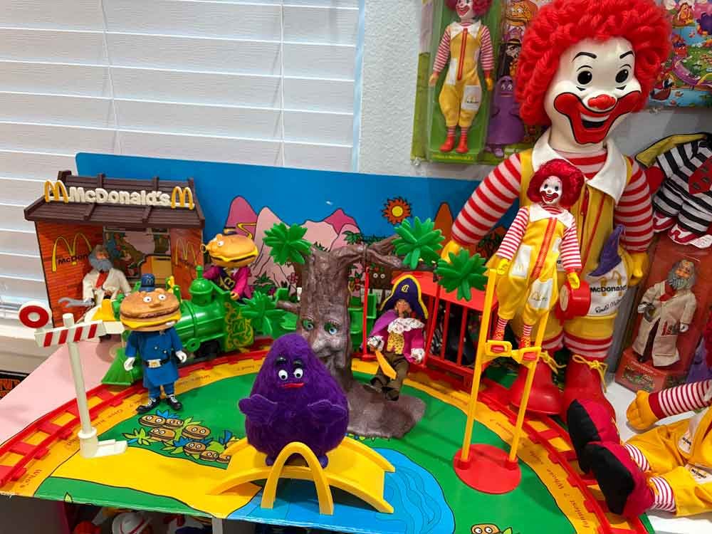 Toy-Sorceress-McDonaldland-collection-2