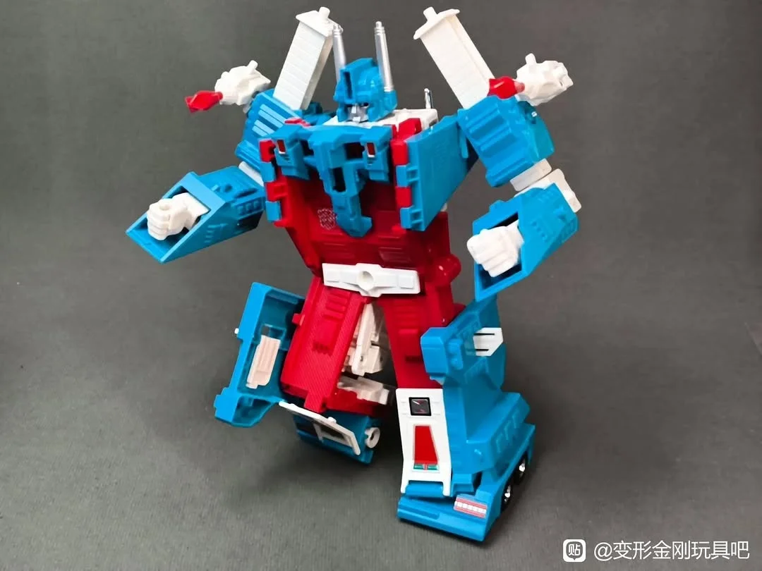C 10 Ultra Magnus Transformers Missing Link IH 11k