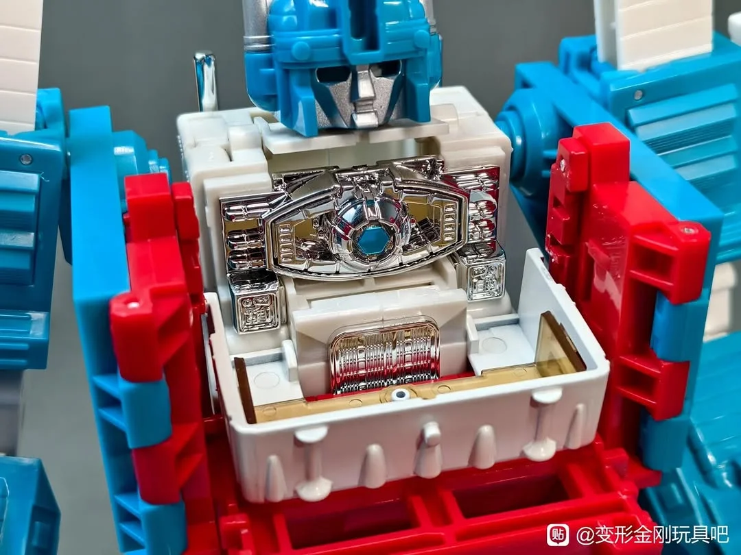 C 10 Ultra Magnus Transformers Missing Link IH 12l