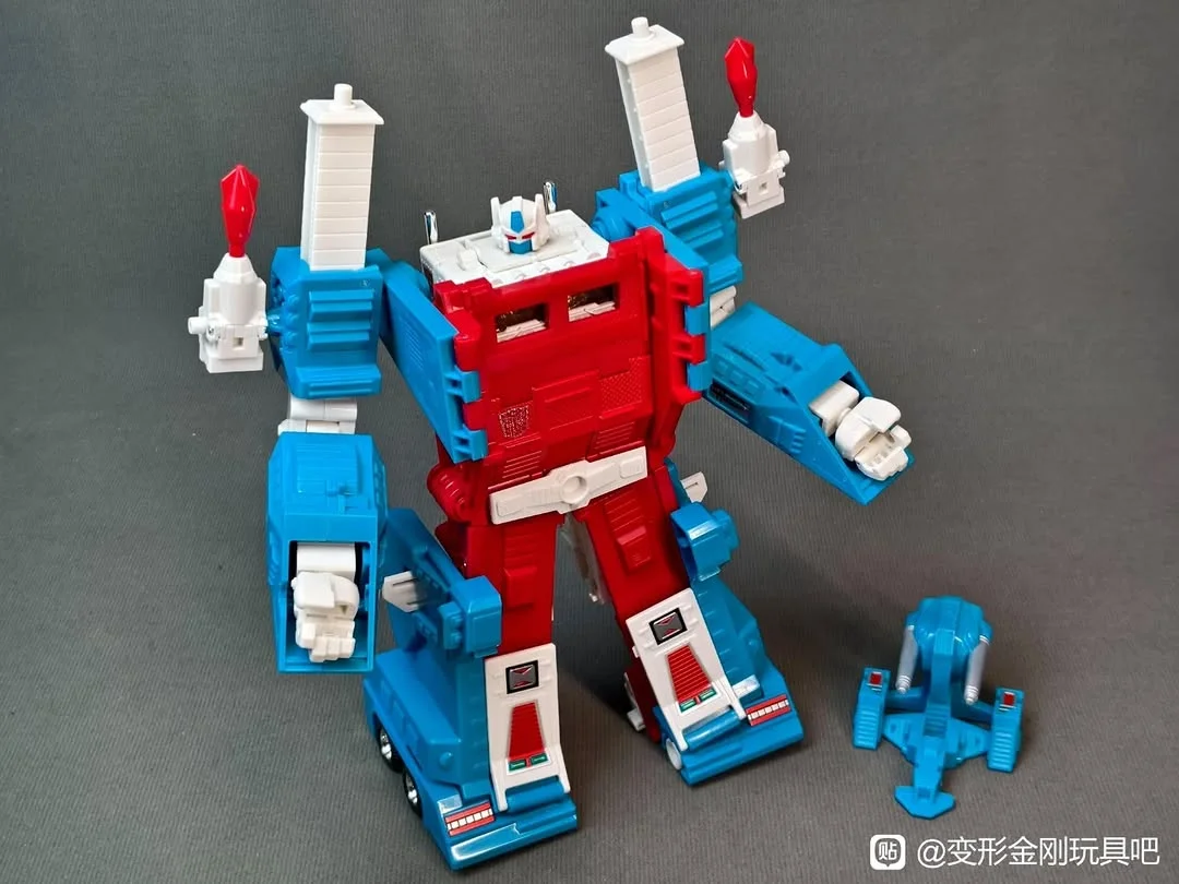 C 10 Ultra Magnus Transformers Missing Link IH 17q