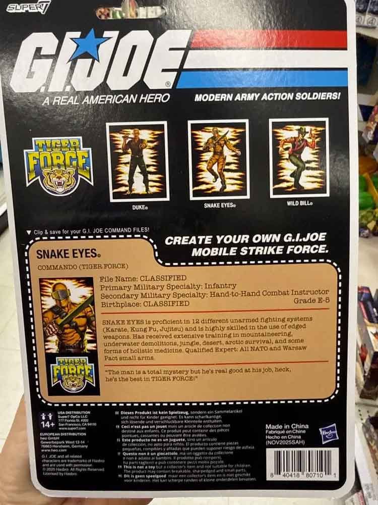 Tiger-Force-Snake-Eyes-Super7-Reaction+-In-Hand-4a