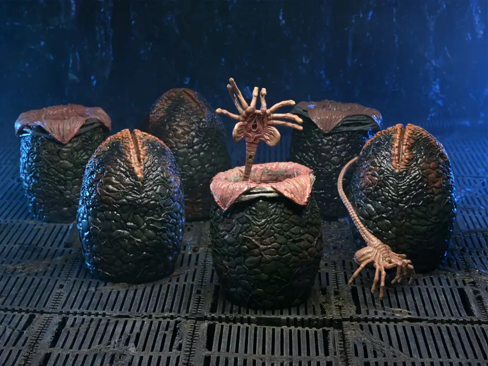 Aliens 40th Anniversary Xenomorph Eggs Set 6 Pack in Collectible Carton 02