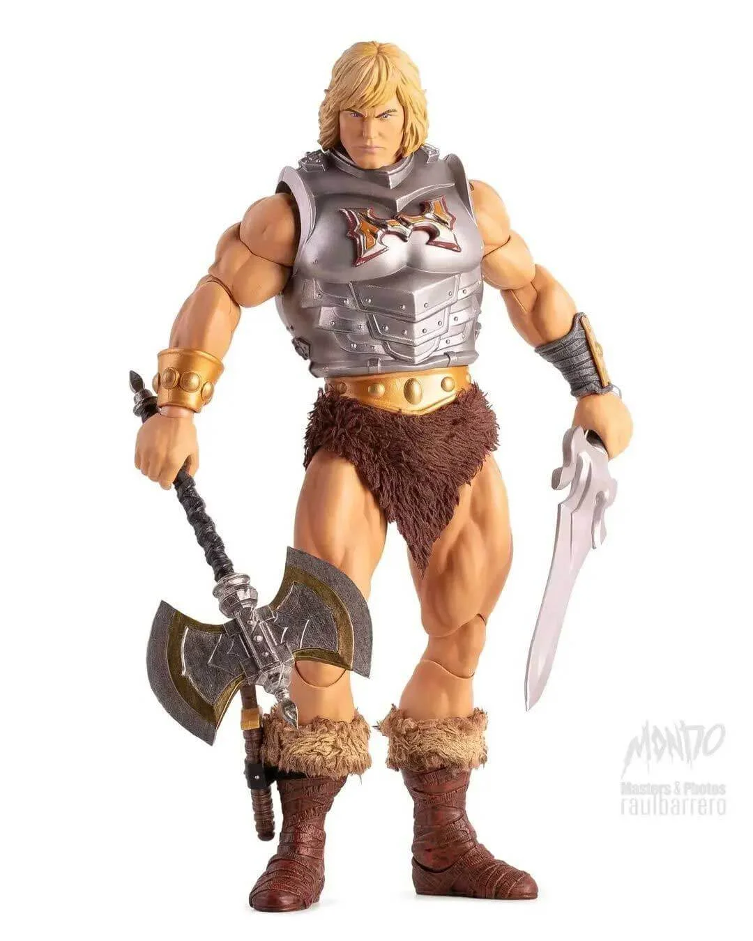 Battle Armor He-Man Timed Edition Mondo Official Image Axe and shield