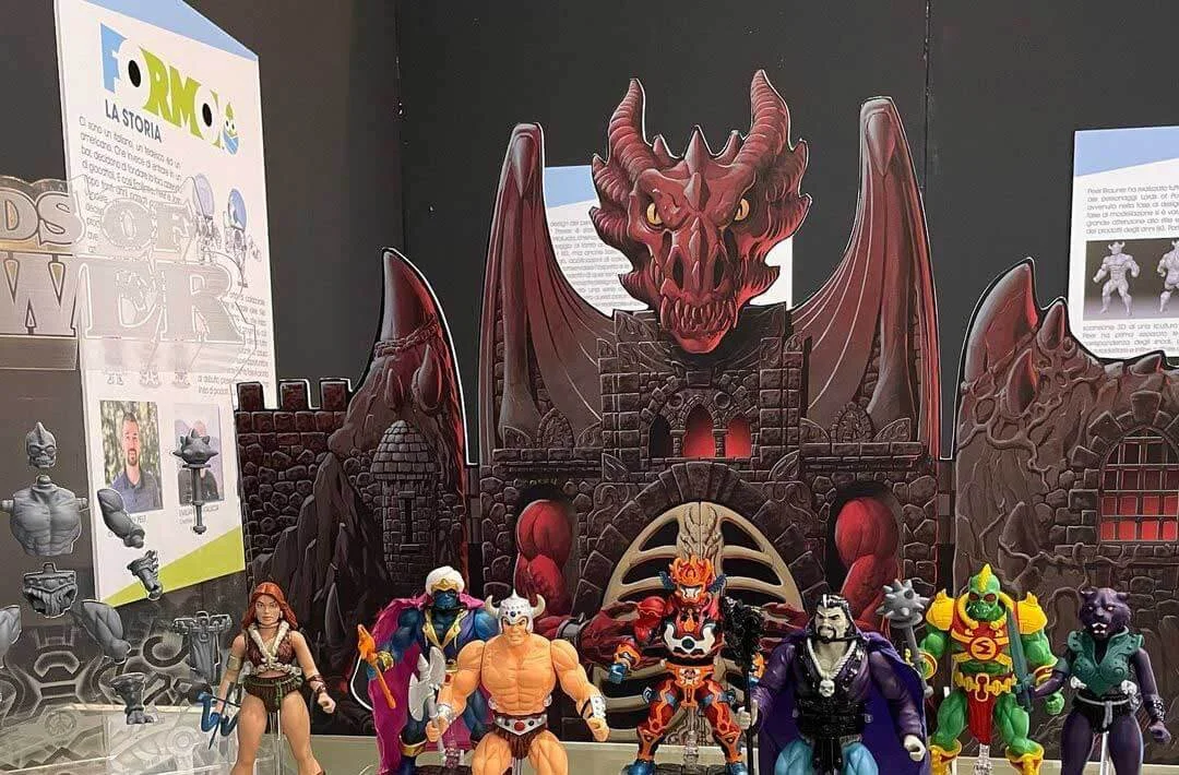 Castle Dragonore Legends of Dragonore Cardboard Diorama