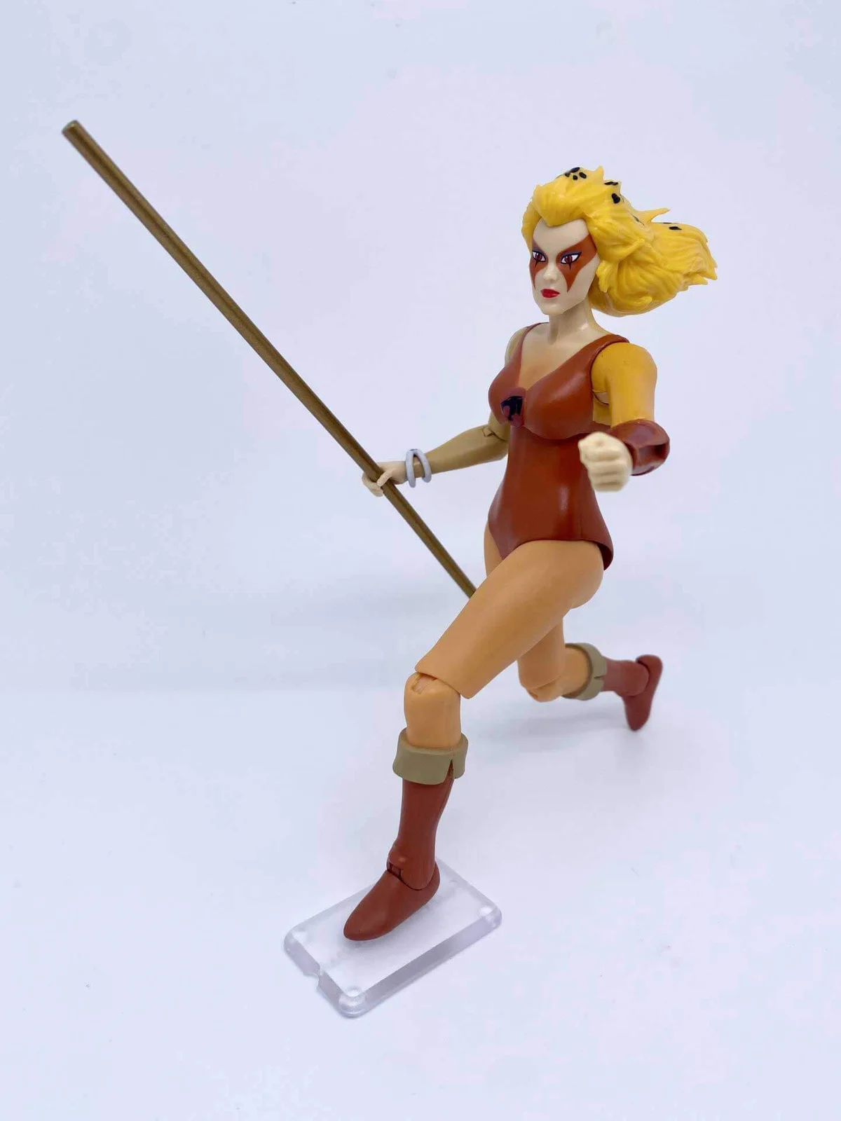 Cheetara Super7 Ultimates running 2