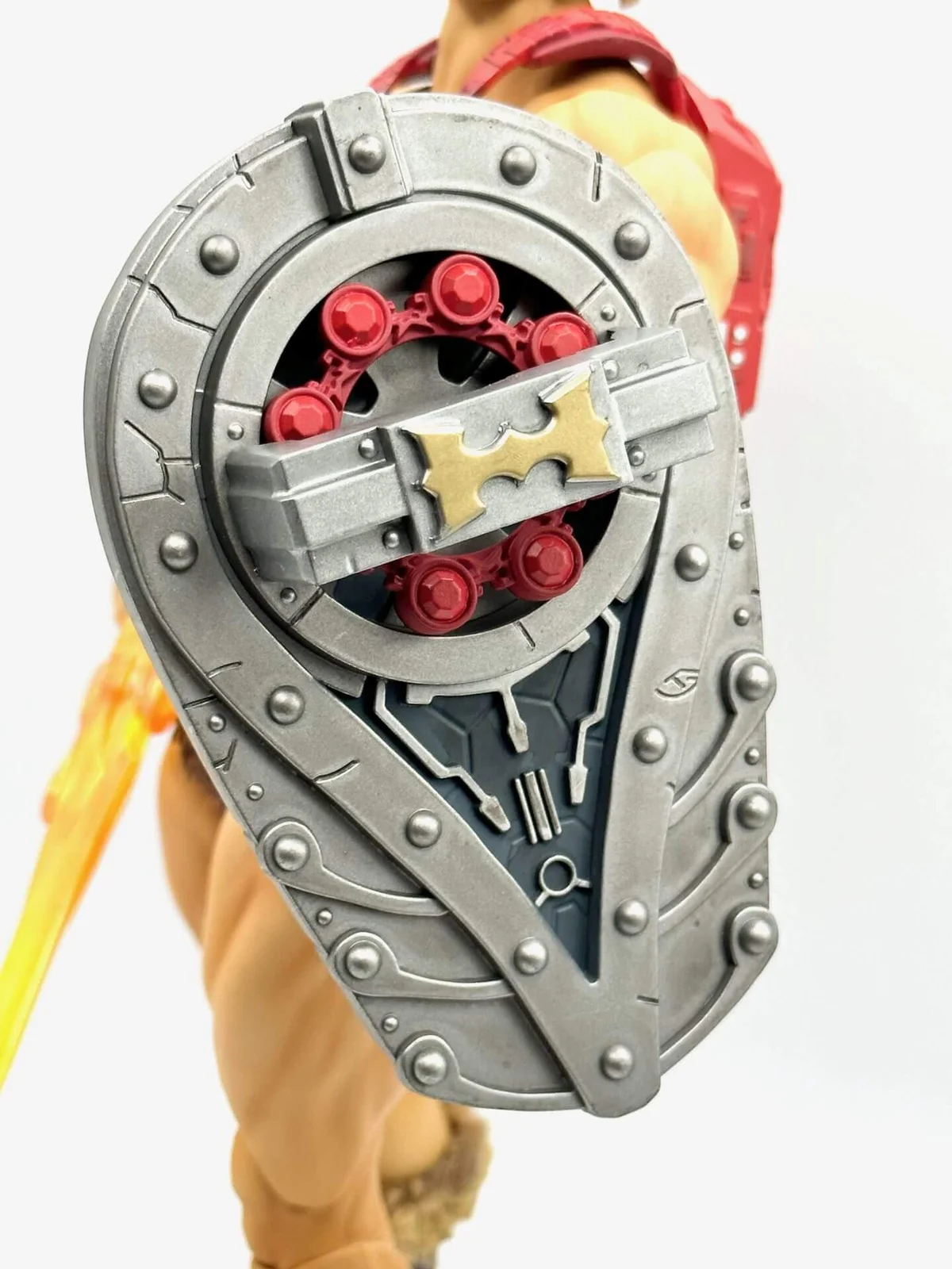 Deluxe Mondo He-Man Timed Edition Thunder Punch Shield