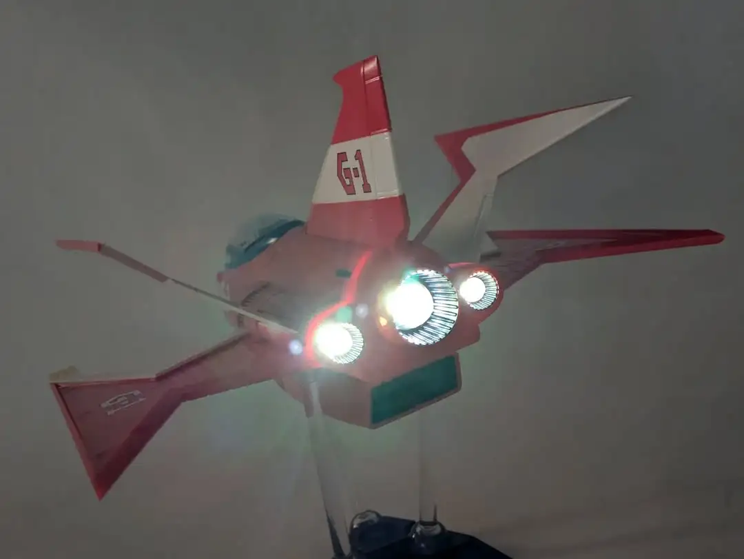 Gatchaman II G 1 Eagle Sharp with Ken the Eagle In Hand Images 15o