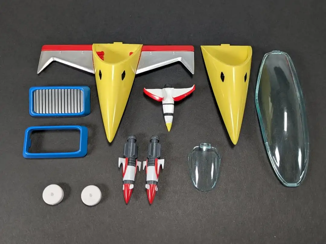 Gatchaman II G 1 Eagle Sharp with Ken the Eagle In Hand Images 16p