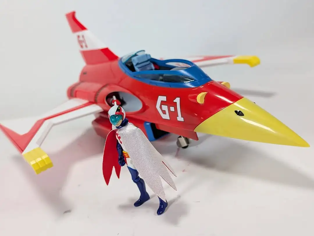 Gatchaman II G 1 Eagle Sharp with Ken the Eagle In Hand Images 1a