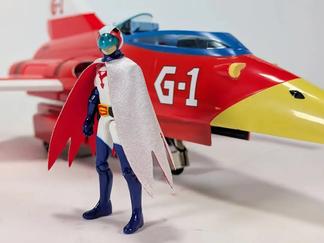 Gatchaman II G 1 Eagle Sharp with Ken the Eagle In Hand Images 2b