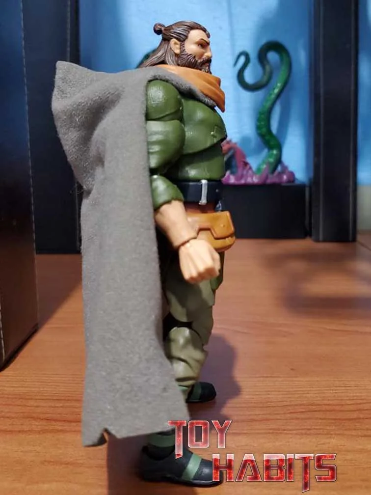 Man-At-Arms-Deluxe-Masters-of-the-Universe-Revelation-Masterverse-7