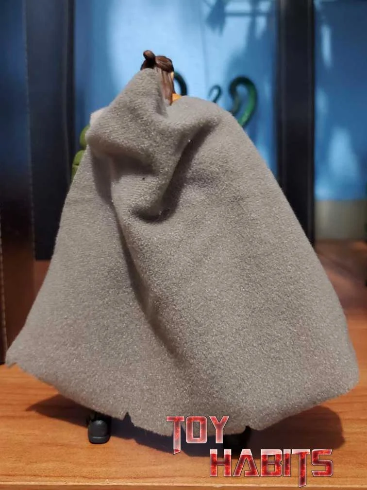 Man-At-Arms-Deluxe-Masters-of-the-Universe-Revelation-Masterverse-9