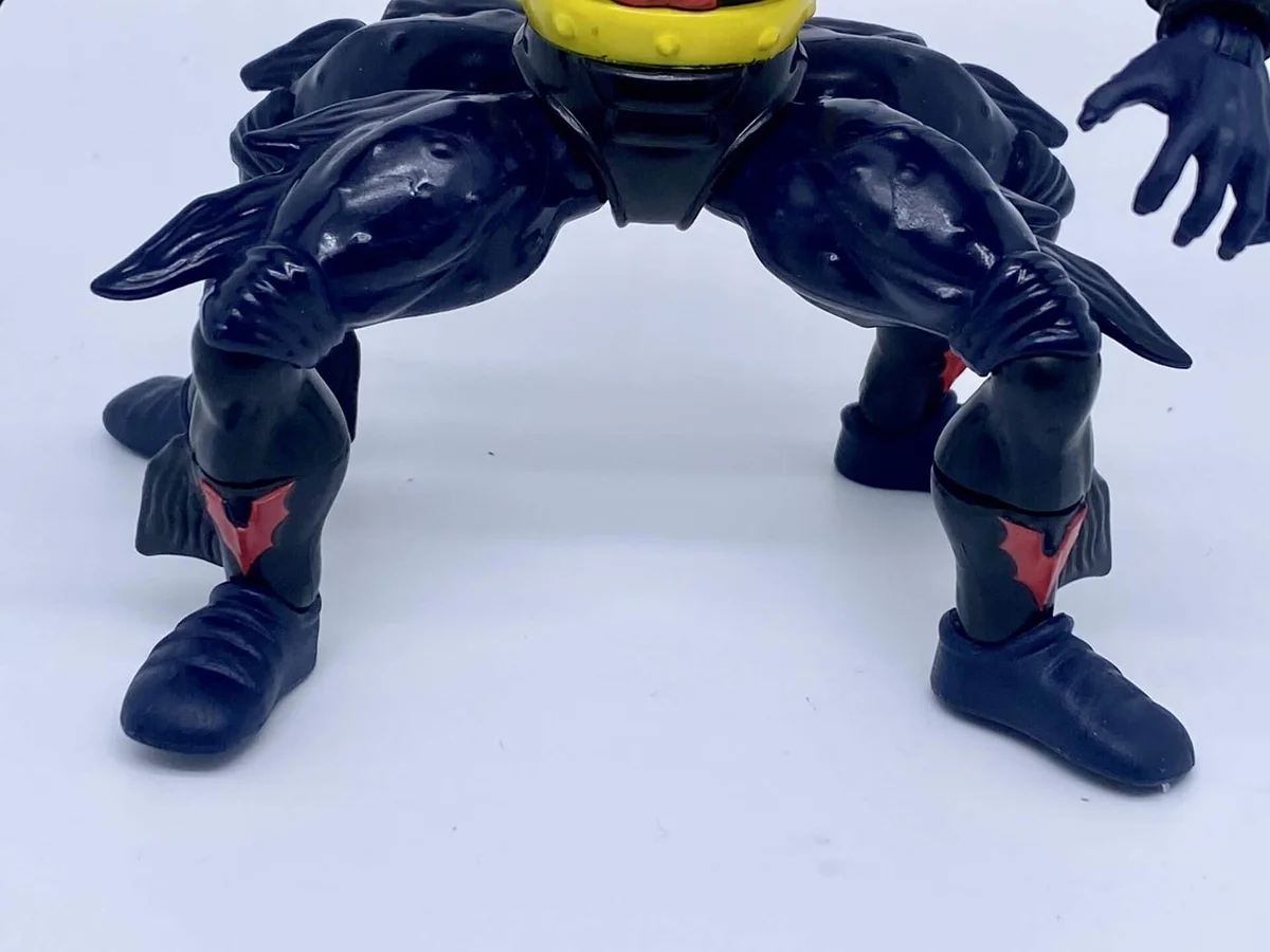 Mantenna MOTU Origins legs front