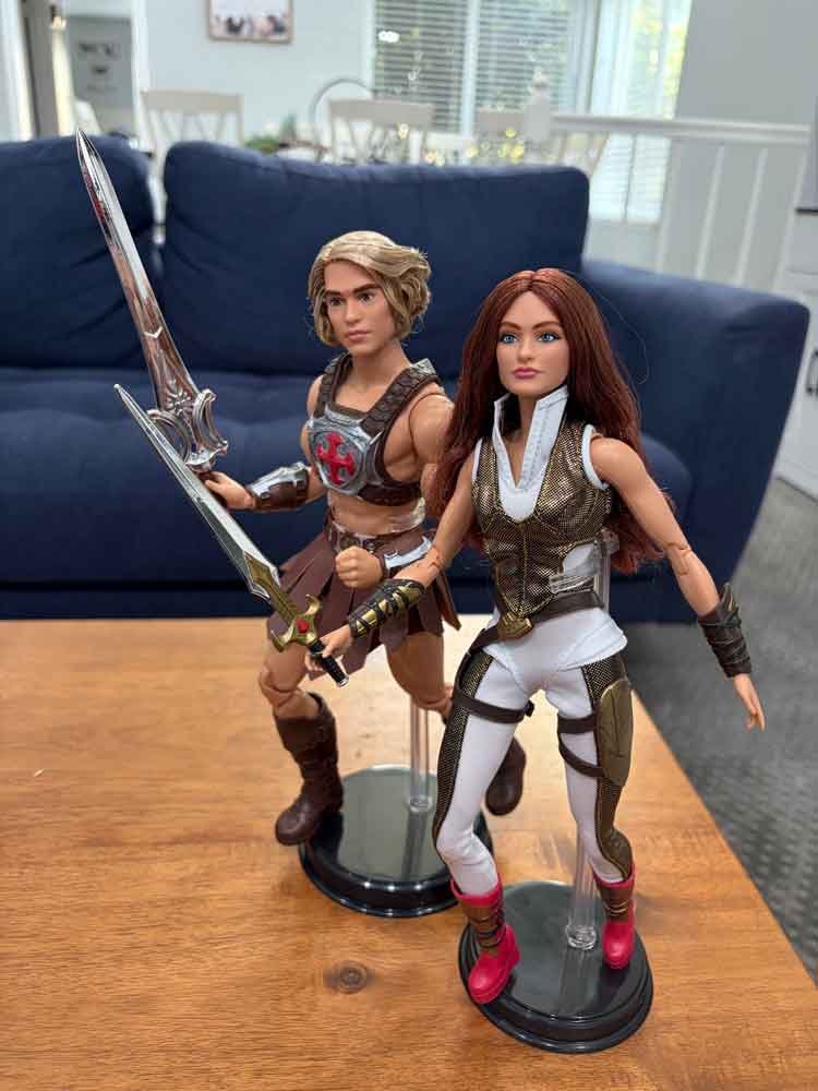 Masters-of-the-Universe-Barbie-Signature-He-Man-&-Teela-IH-28