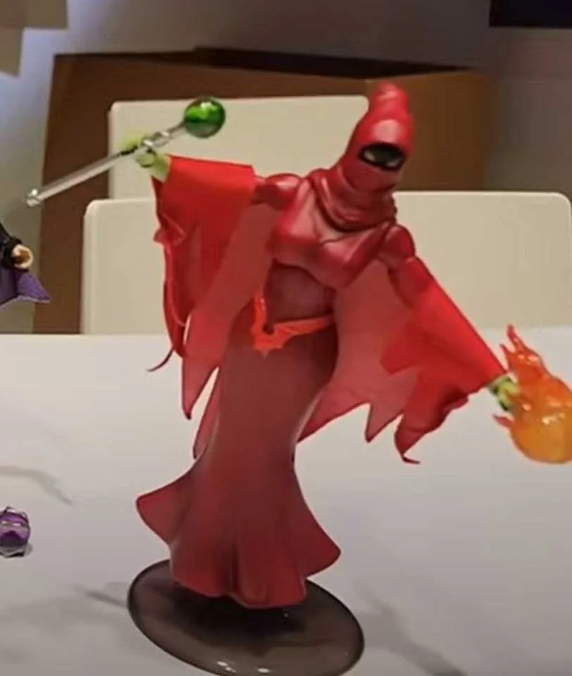 Masterverse Shadow Weaver 2023 Core figures 2022 SDCC reveal close up