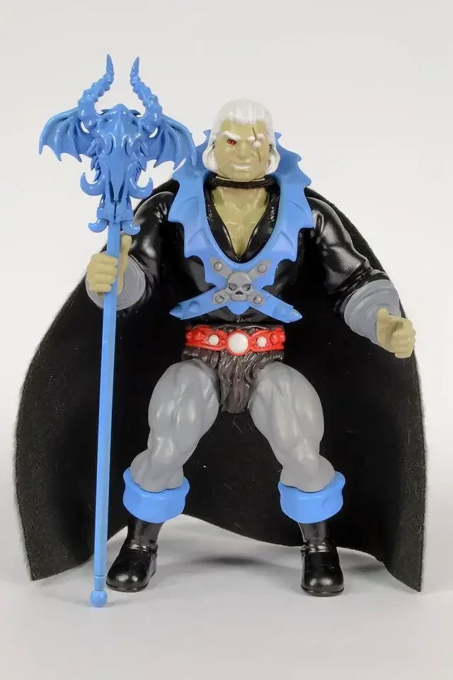 Oskuro Legends of Dragonore Figure Front