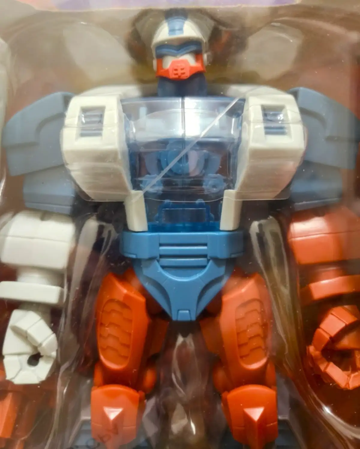 Roboto 200x MOTU Origins Deluxe In Hand 2b