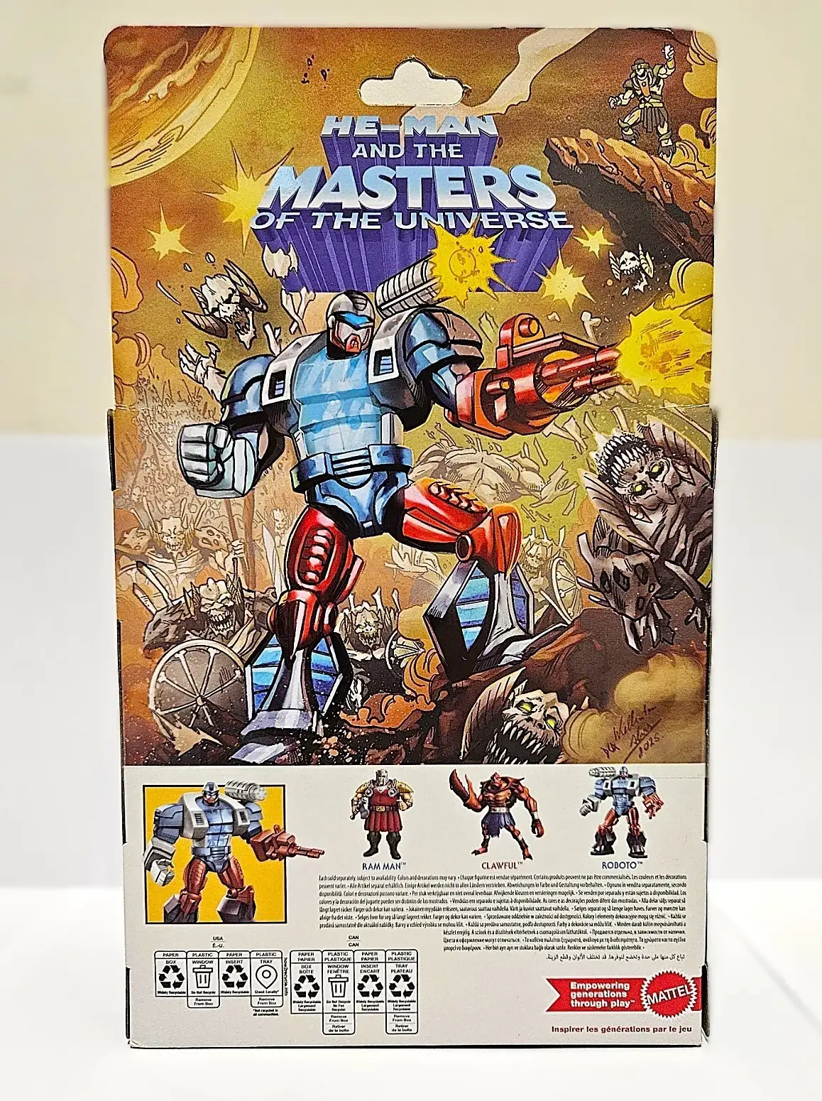 Roboto 200x MOTU Origins Deluxe In Hand 3c