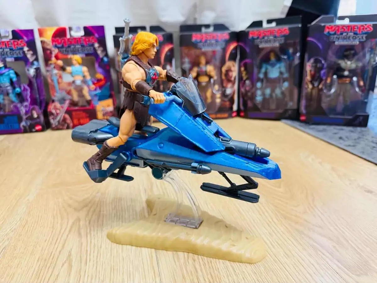 Sky Sled MOTU Core vs MOTU Origins Sky Sled 1