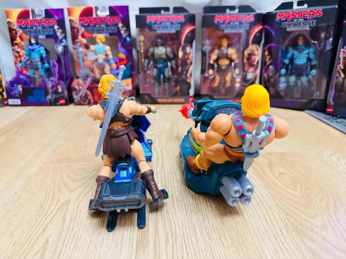 Sky Sled MOTU Core vs MOTU Origins Sky Sled 3