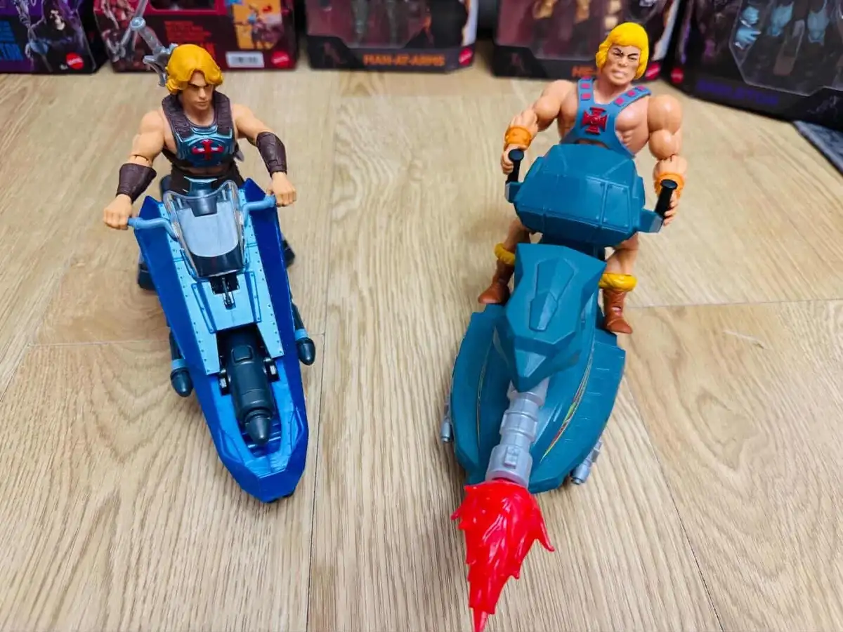 Sky Sled MOTU Core vs MOTU Origins Sky Sled 5