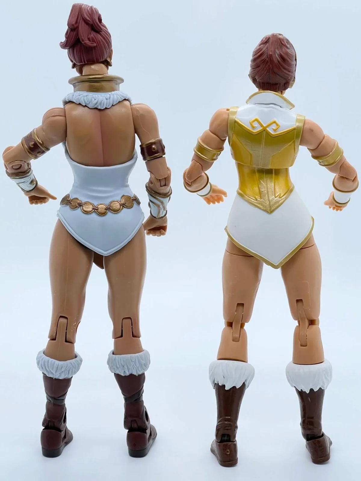 Teela Masters of the Universe Revelation Wave 4 MOTU Classics Comparison Back