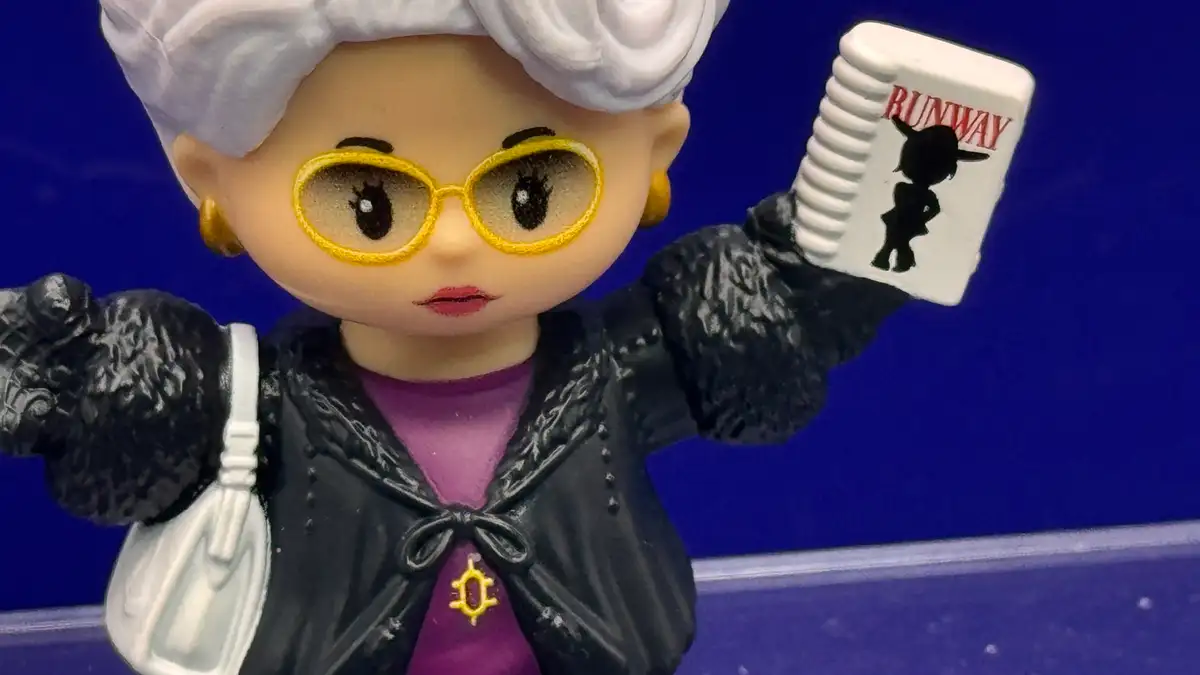 The Devil Wears Prada Little People 4 Pack Special Edition Set Review 9