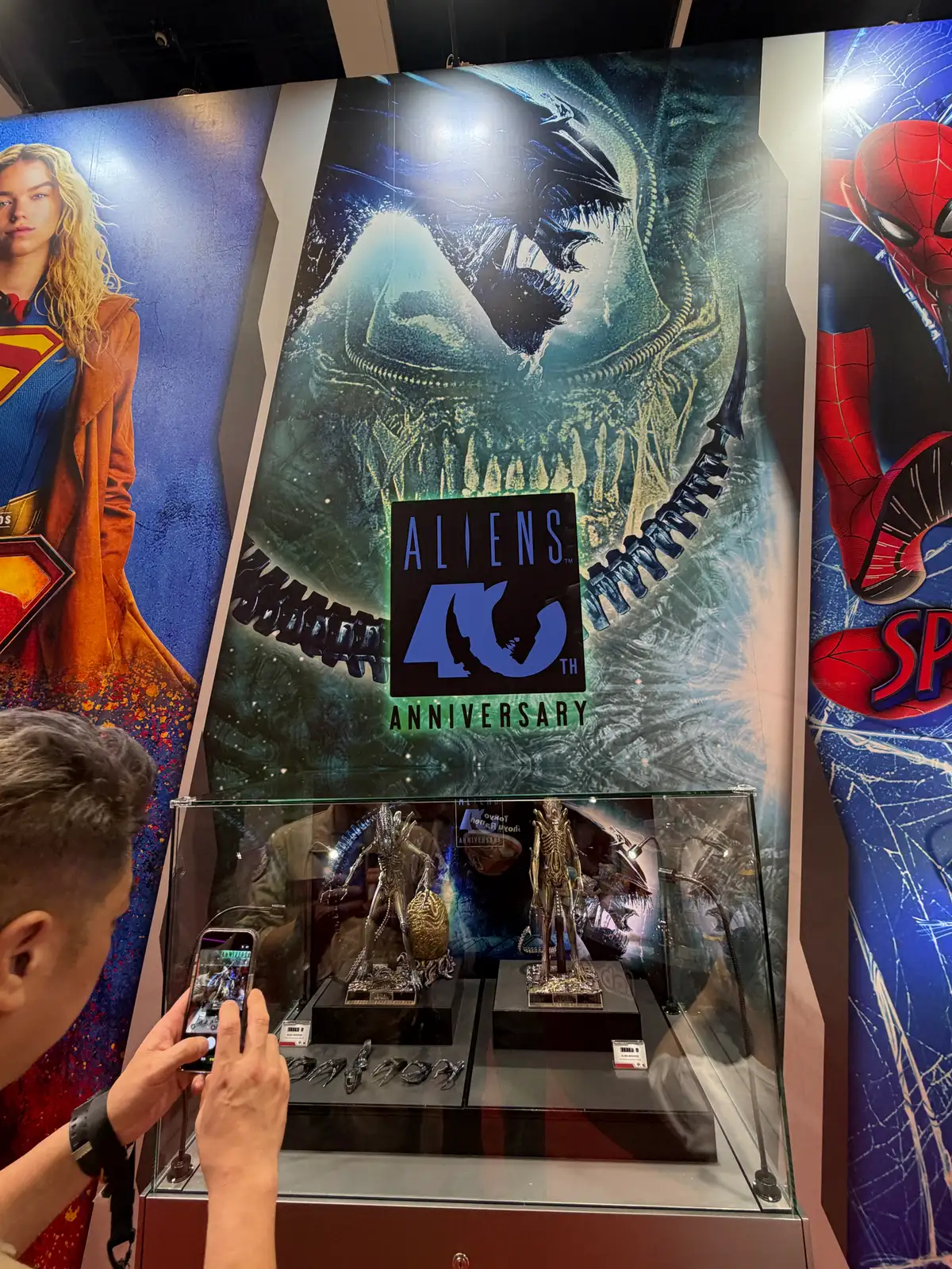 Alien Warrior Aliens 40th Anniversary Hot Toys Hong Kong Comic Con 2026 Booth Image 5