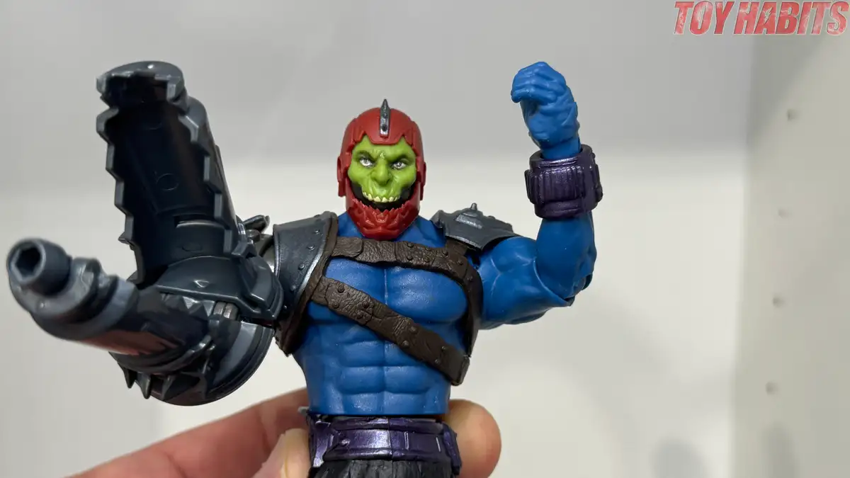 Cannon Transforme Trap Jaw MOTU Core Figure Review 1