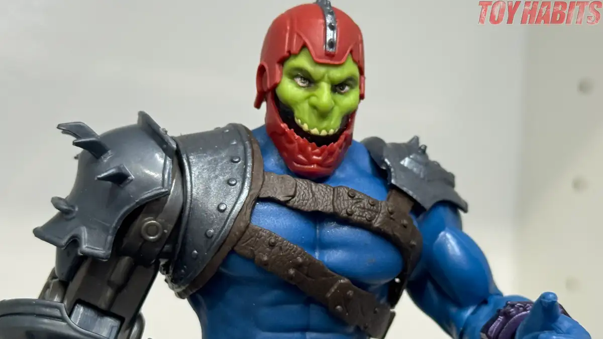 Cannon Transforme Trap Jaw MOTU Core Figure Review 4