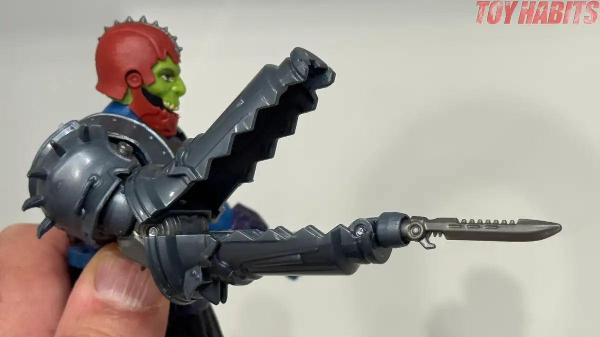 Cannon Transforme Trap Jaw MOTU Core Figure Review 5