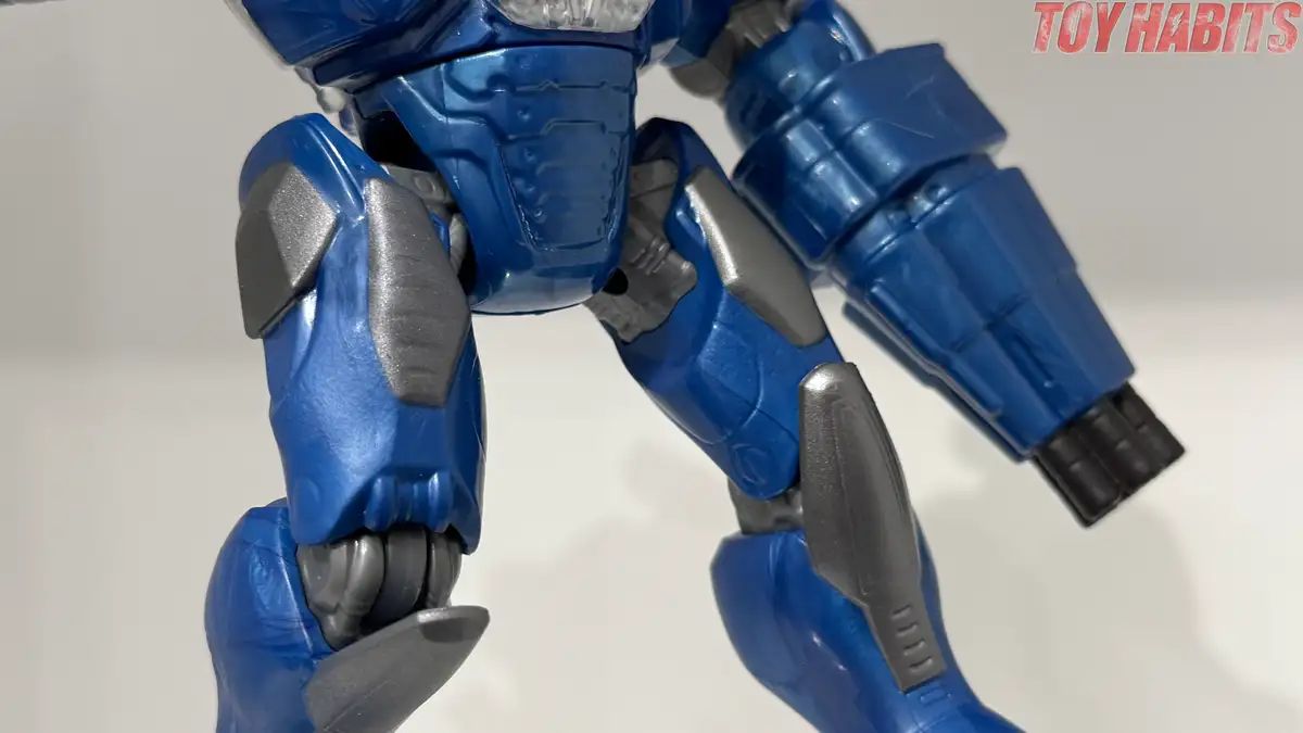 Combat Ready Roboto MOTU Core Figure Review 4