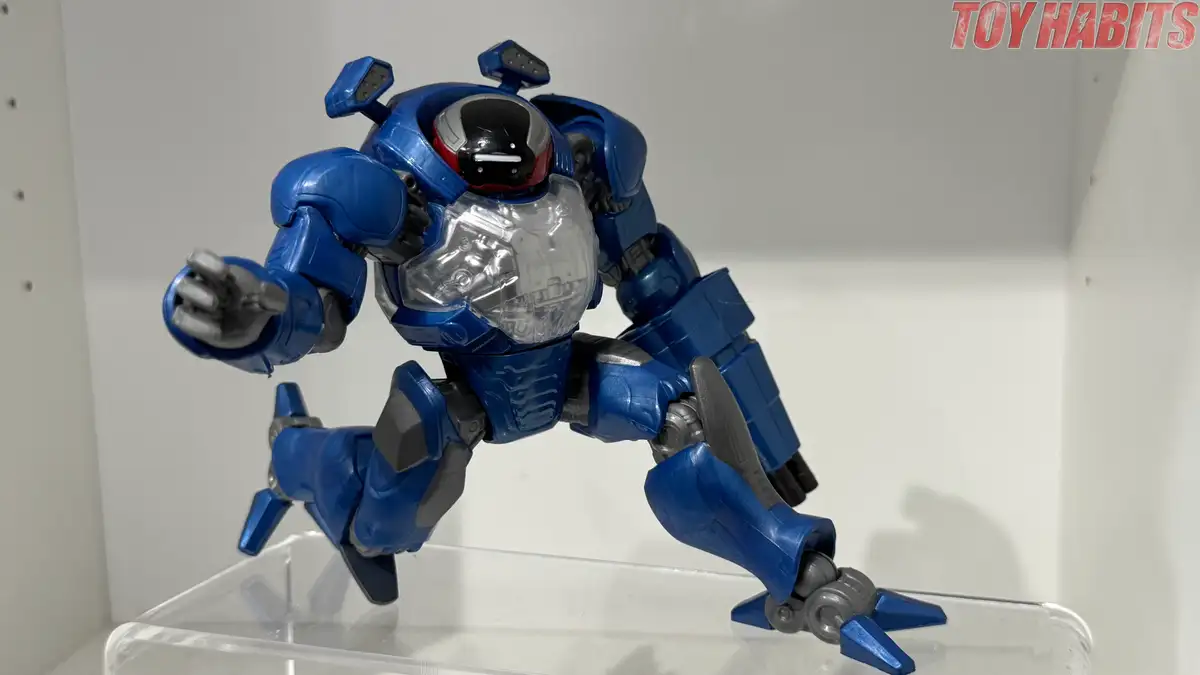 Combat Ready Roboto MOTU Core Figure Review 5