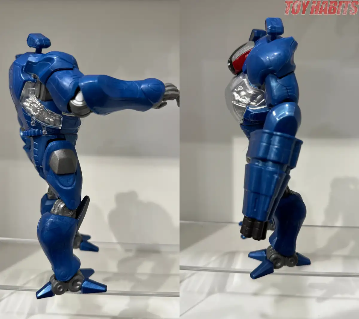 Combat Ready Roboto MOTU Core Figure Review 8