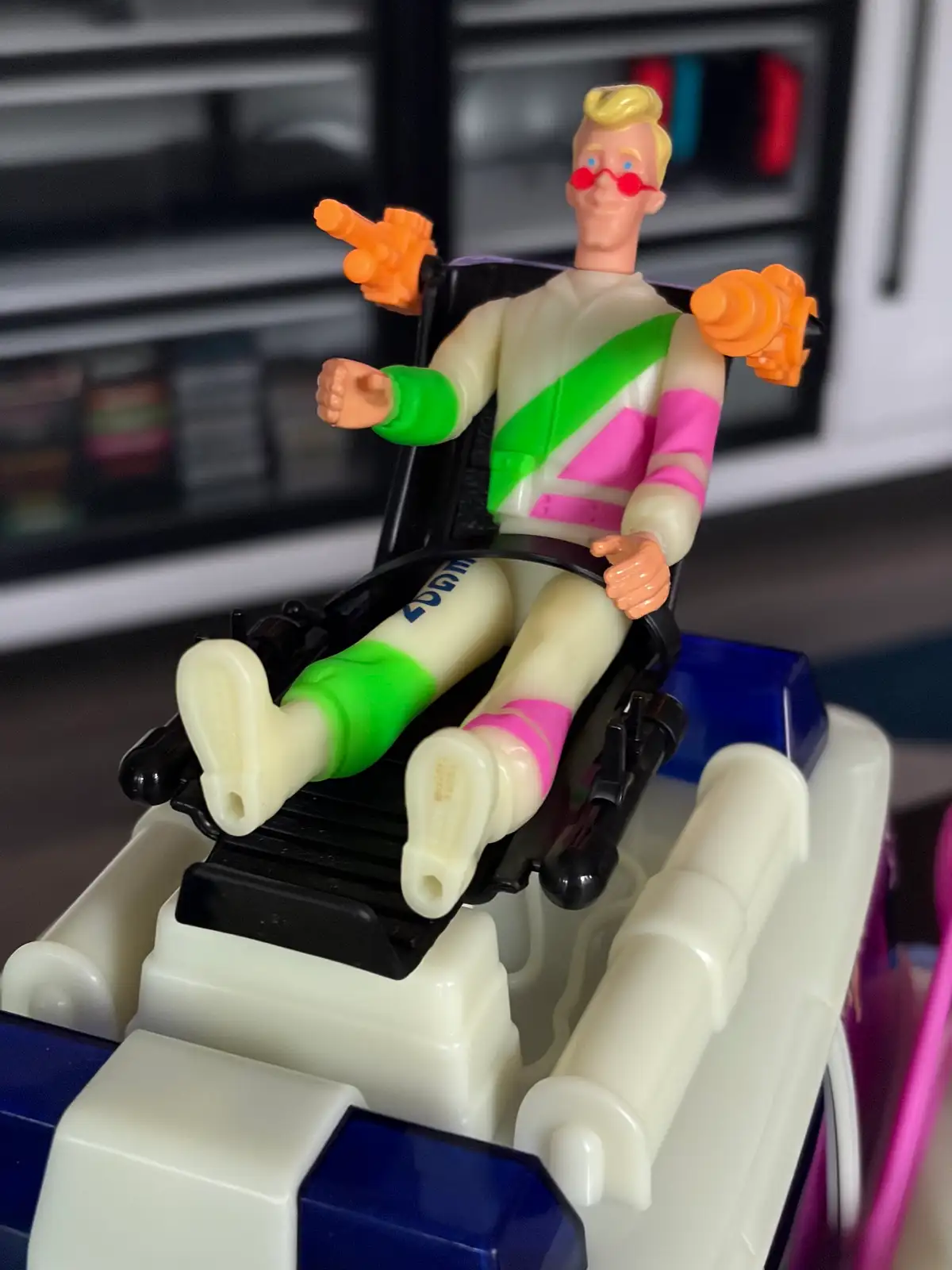 Ecto Glow Ecto 1 Ghostbusters Kenner Classics 11