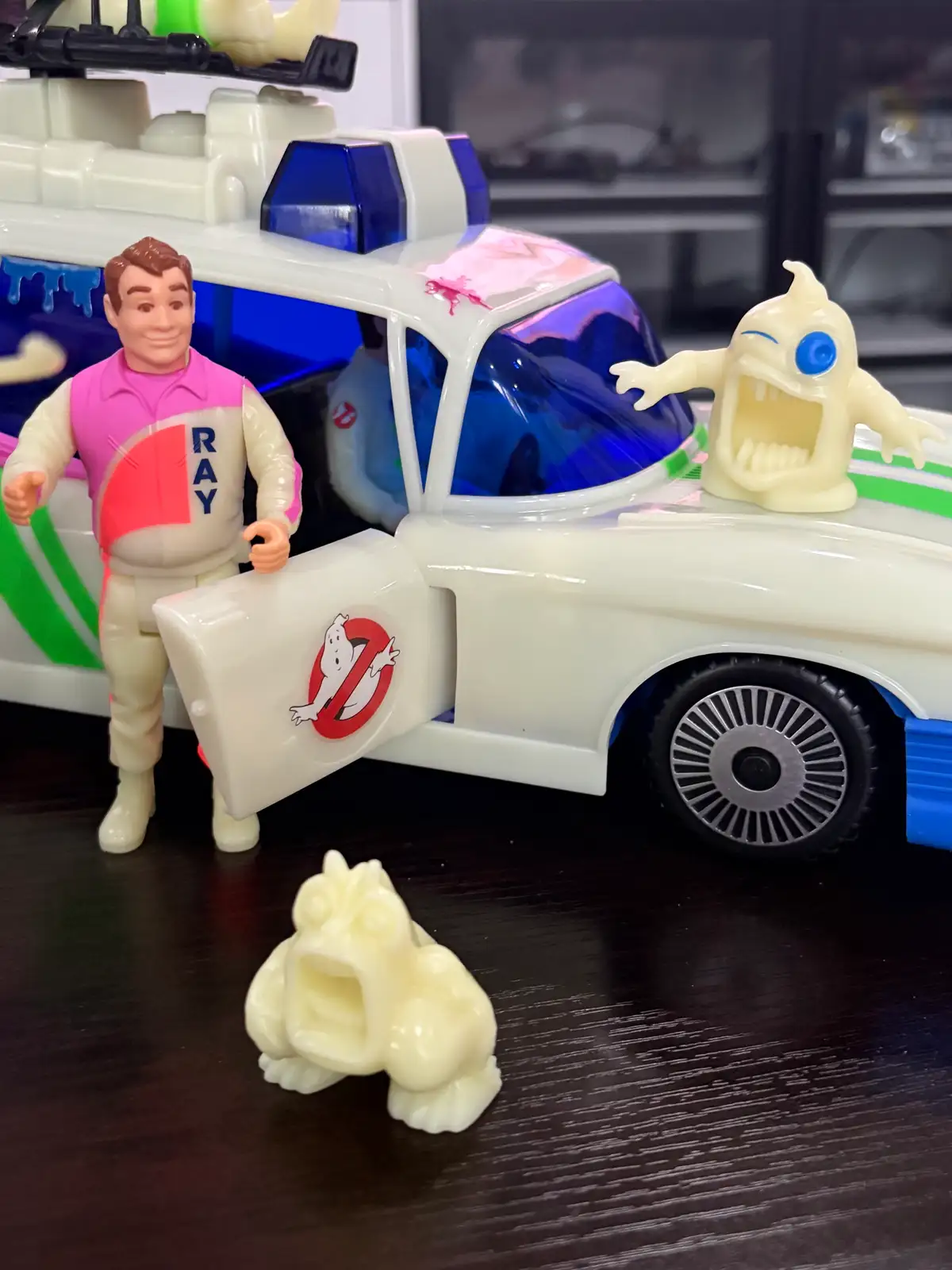 Ecto Glow Ecto 1 Ghostbusters Kenner Classics 21