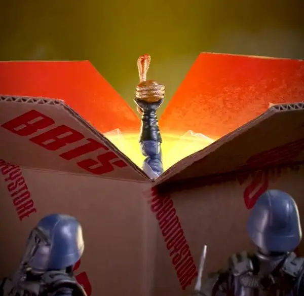 GI Joe Classified Series Cobra Commander with Throne Set Tease 5