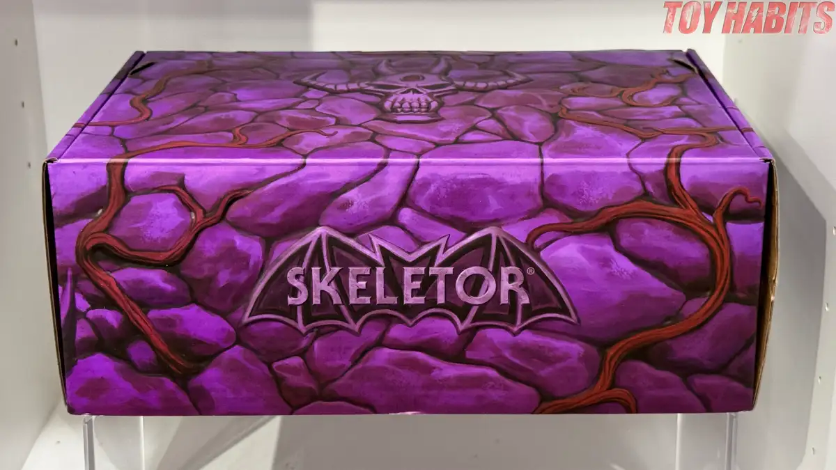 Masters of the Universe Masterverse Skeletor with Havoc Throne 5