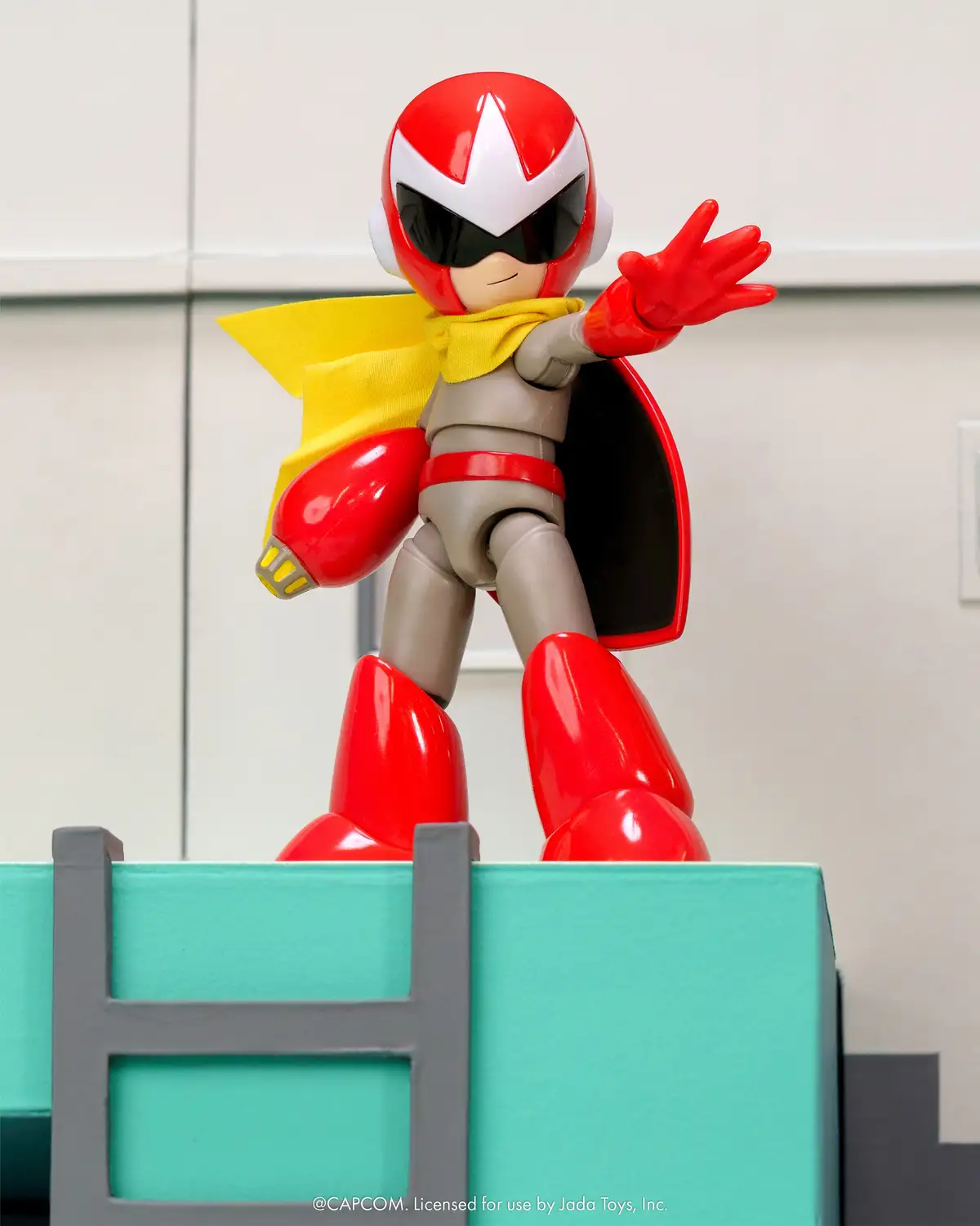 Mega Man Proto Man 1 12 Scale Action Figure 04